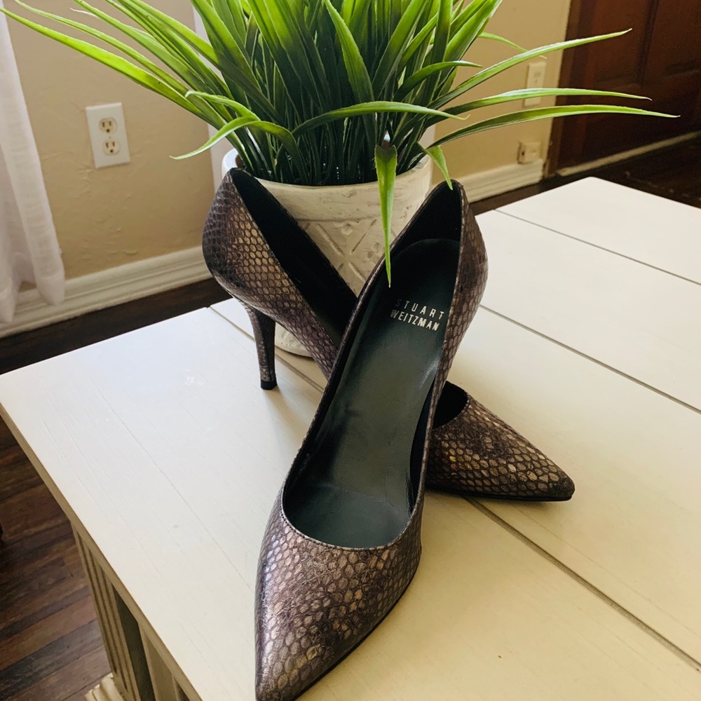 Stuart Weitzman snake print heel 👠